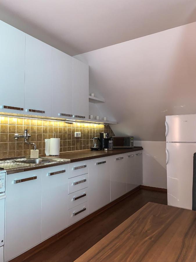 Apartmanovy Dom Adriana Зуберец Екстериор снимка