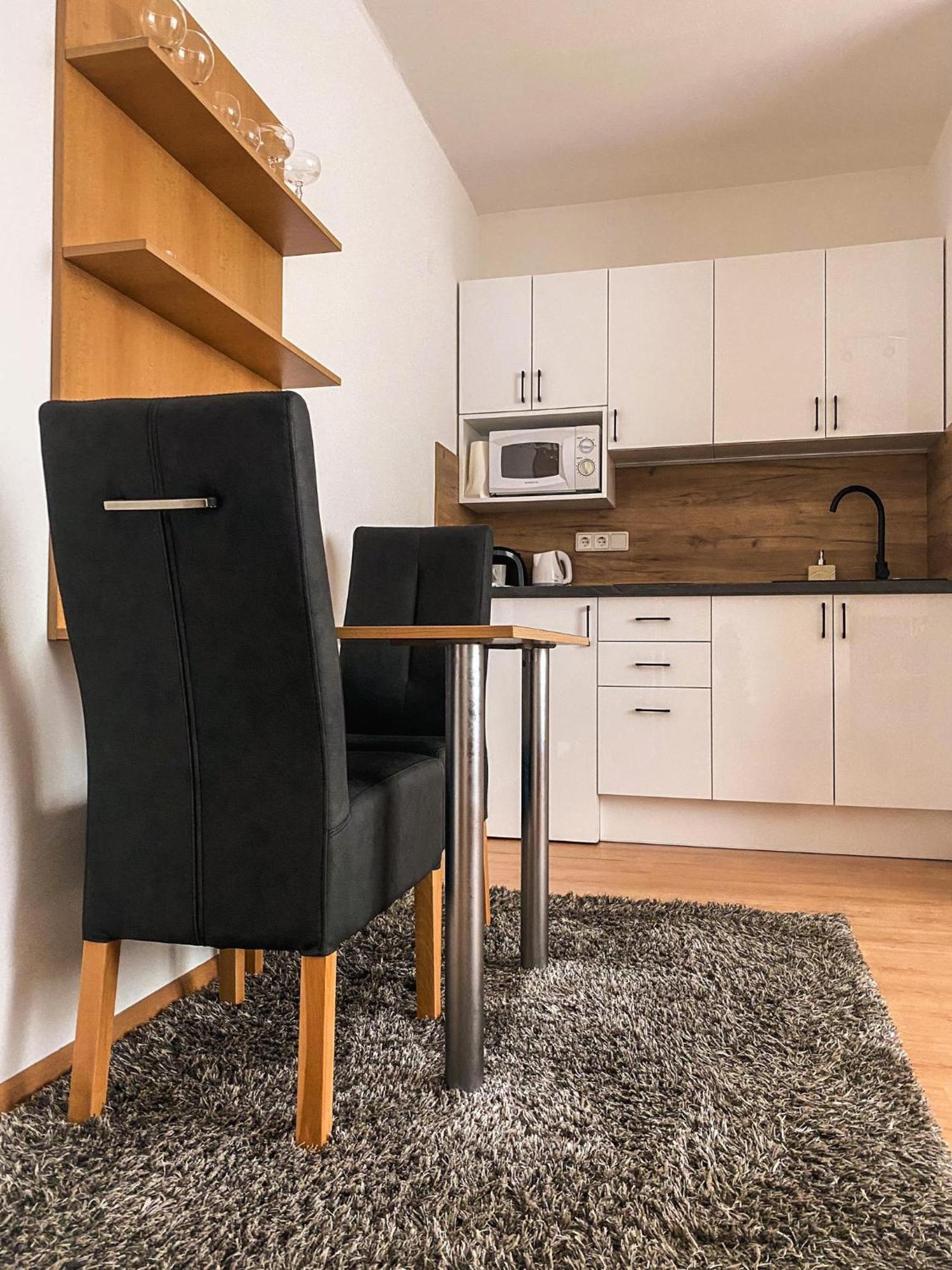 Apartmanovy Dom Adriana Зуберец Екстериор снимка